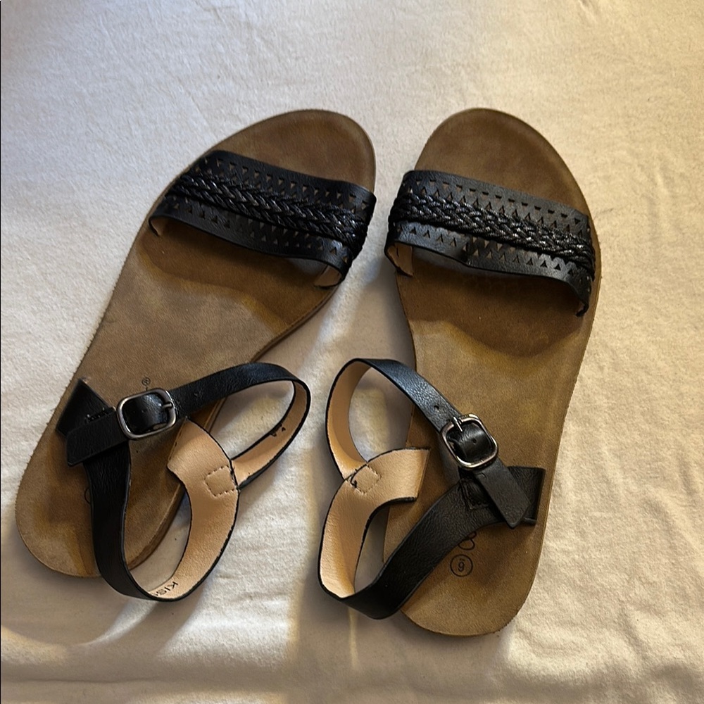 Bella Hanna Black and Tan Sandals with Rope Straps and Adjustable Buckle